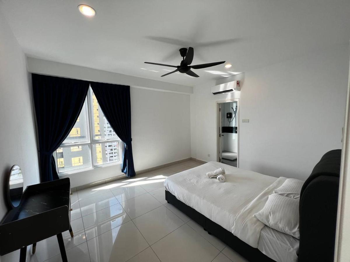 Merlene Suites At Mansion One Formerly Know As Mansion One Suites George Town Bagian luar foto