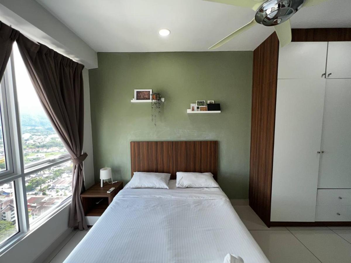 Merlene Suites At Mansion One Formerly Know As Mansion One Suites George Town Bagian luar foto